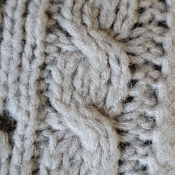 Free People wool mohair blend mesh cable knit chunky sweater size M - Picture 8 of 10